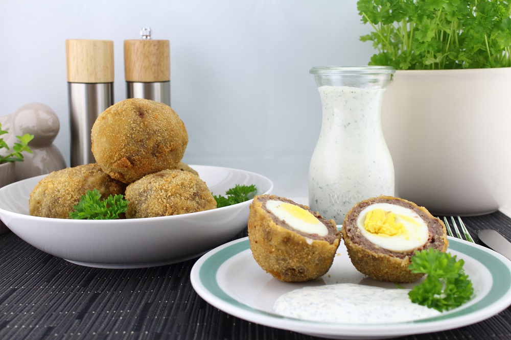 [Oster-Rezept] Frittierte Eier mit grüner Sauce - Rezept fürs Osteressen - die Frikadellen-Eier schmecken warm oder kalt - ostern, rezept, osterrezept, gekochte Eier, hessische grüne sauce