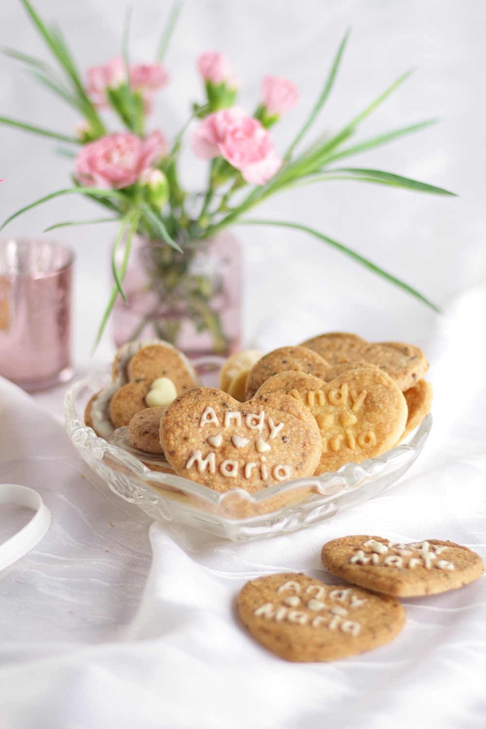 [Anzeige] Personalisierte Geschenke aus der Küche & Erdbeer-Kekse zum Valentinstag