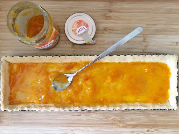 Süßer Osterbrunch:Aprikosen-Schmandtarte in Spiegeleioptik -Mary Loves