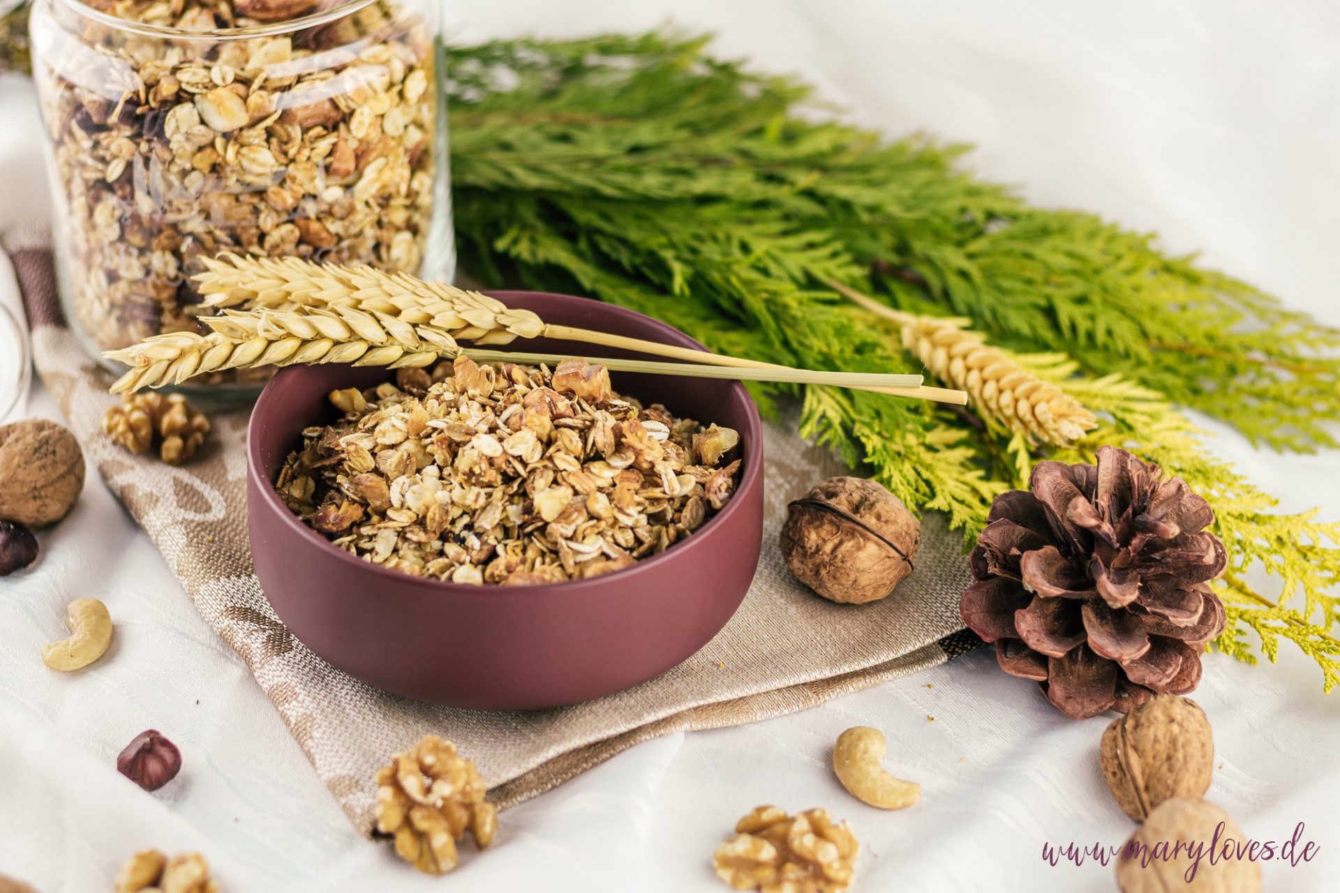 Frühstück im Herbst: Honig-Nuss-Granola - Mary loves Frühstück im Herbst: Honig-Nuss-Granola - Mary loves